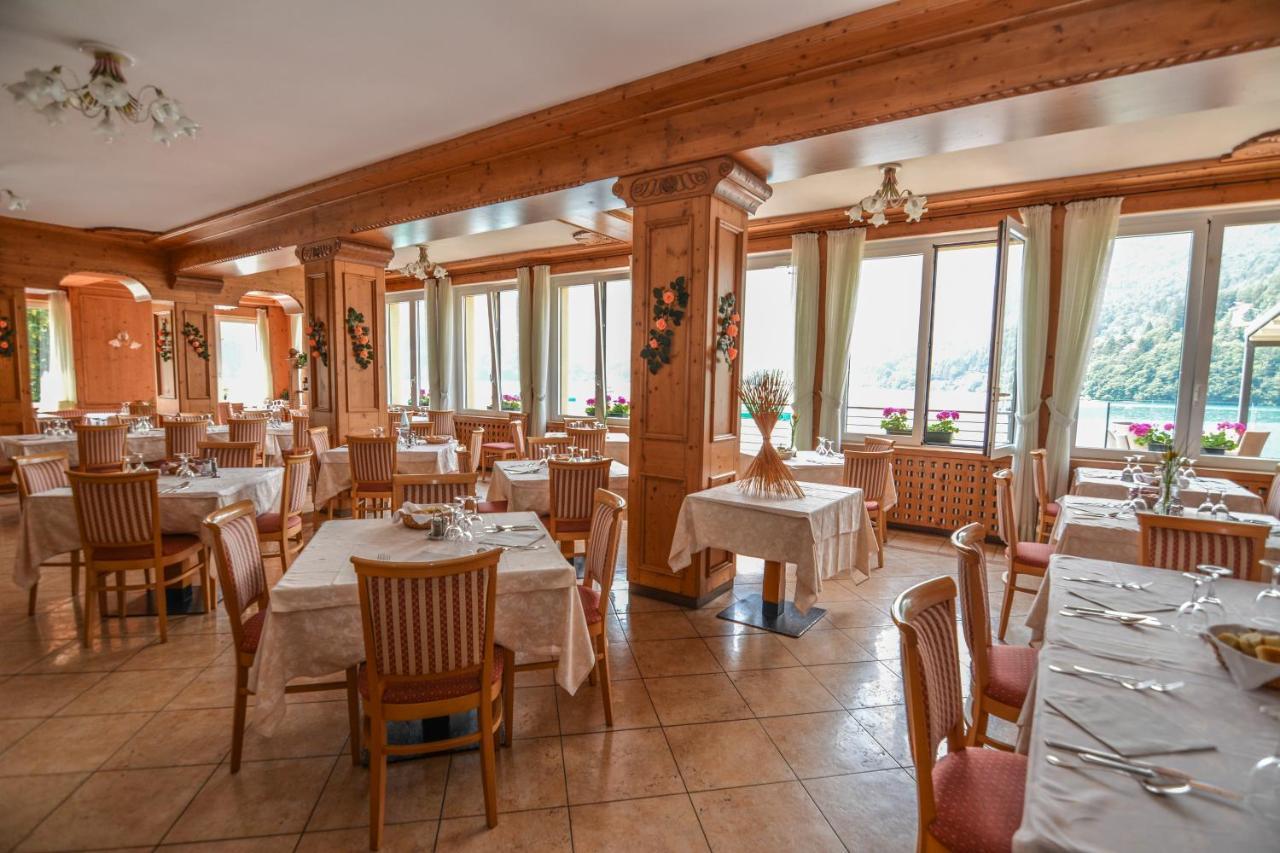 Albergo Mezzolago Exteriör bild